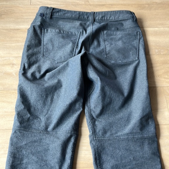 Lululemon Grey Pants Size 32 - Picture 4 of 5